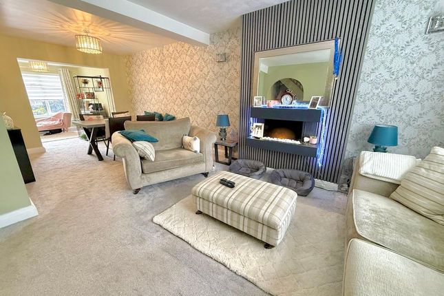 12, Gilded Acre, Dunstable photo 3