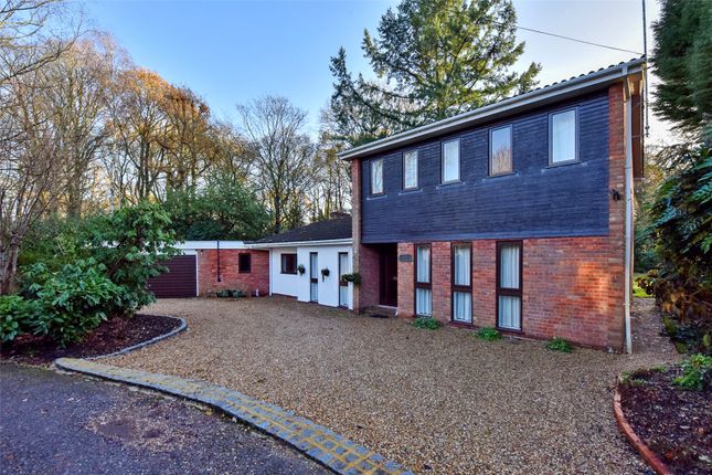 Thumbnail Detached house to rent in Cageswood Drive, Farnham Common, Slough