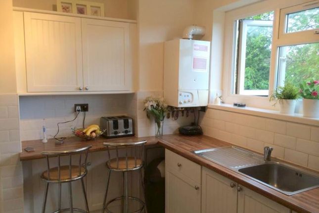 39, Imperial Drive, Harrow photo 5