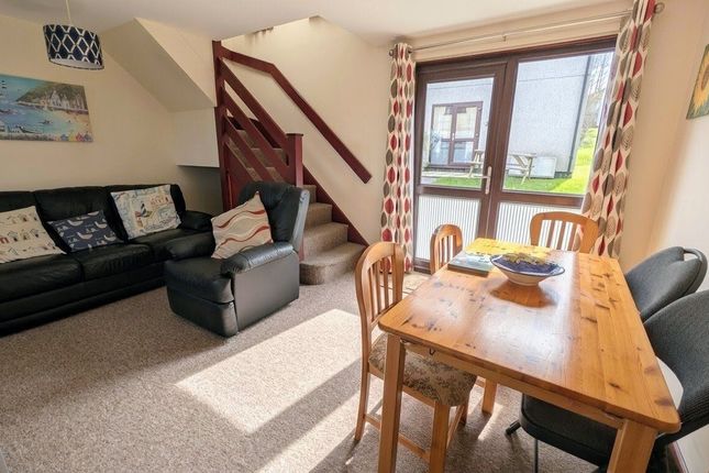 72 Strawberry Hill, Tolroy Manor, Hayle photo 3