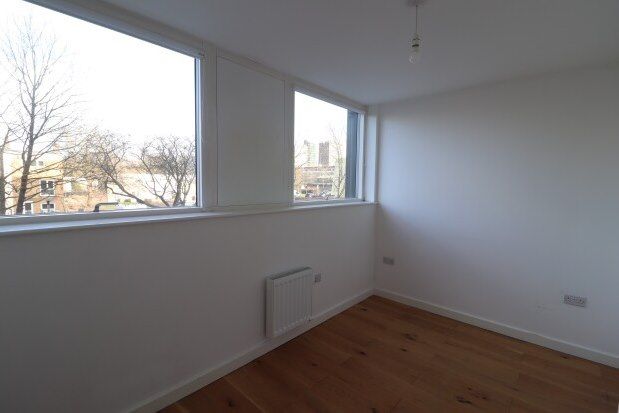 Flat to rent in The Gore, Basildon