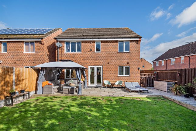 39, Thyme Avenue, Bourne photo 4