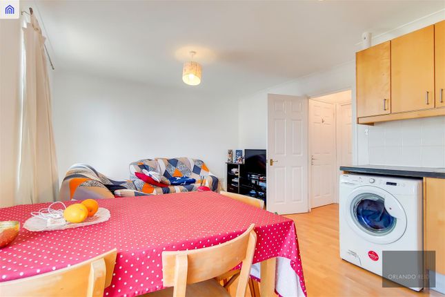 Flat C, 9, Killyon Terrace, London photo 4
