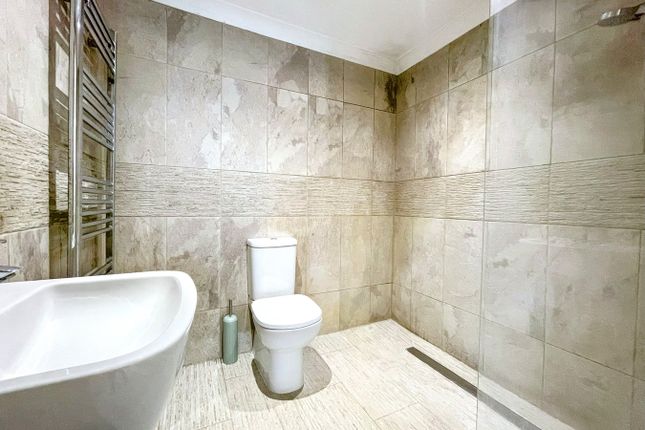 8, Tankard Farm Close, Ipswich photo 4