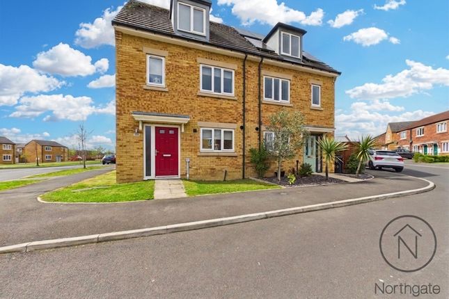 28 The Pasture, Newton Aycliffe photo 4