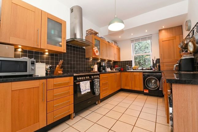 87 Moorside Road, Manchester photo 4