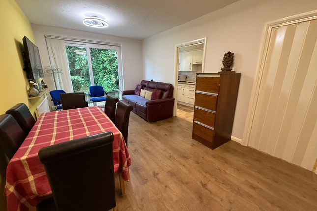 8 The Martins, 8-18 Preston Road, Wembley photo 4