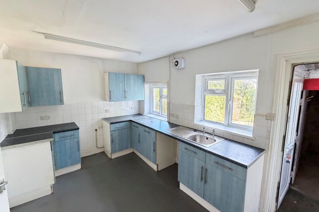 6, Corn Park, South Brent photo 4