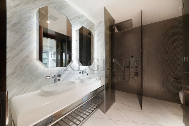 En-Suite 4