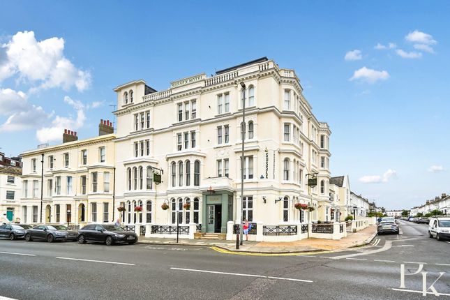 Flt-6-Osbourne-Mansions-Bn3 (17).Jpg