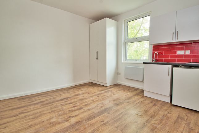 Property To Rent In Whitehall Close Cowley Uxbridge Ub8
