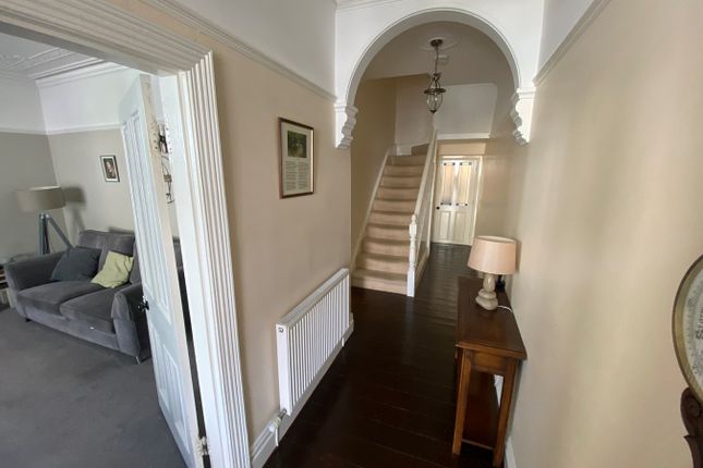 Town house for sale in Bridge Street, Lampeter