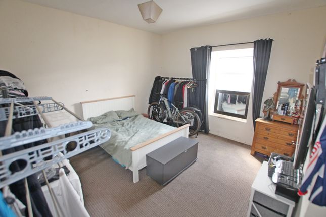 66, Barnes Street, Accrington photo 4