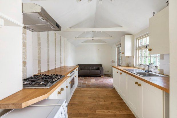 Property to rent in Stanford Road, Lymington