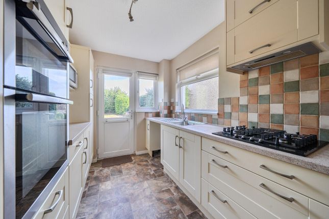 32, Hederman Close, Exeter photo 4