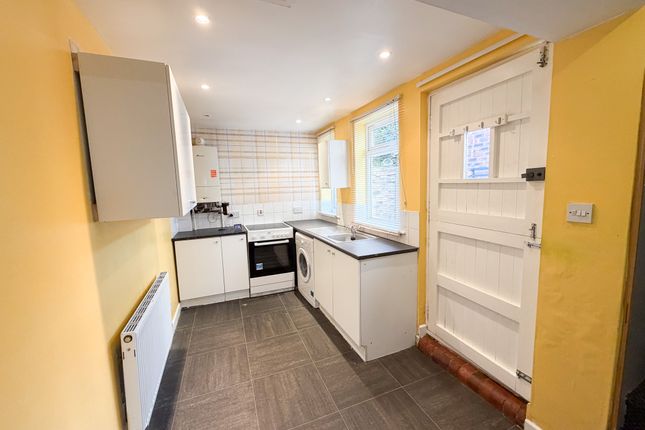 14, Windy Arbour, Stoke-on-Trent photo 4