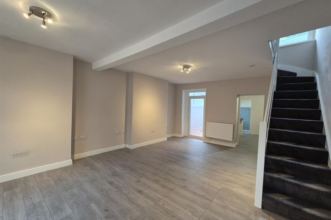 4, King Street, Cwm photo 2