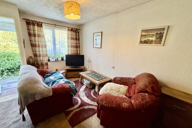 2 Heabrook Parc, Heamoor, Penzance photo 2