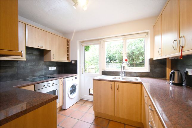 6, Mill Close, Hook photo 4