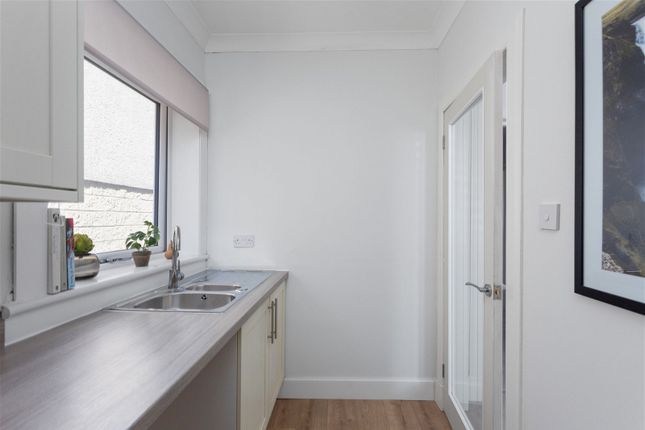 Flat for sale in East Main Street, Armadale