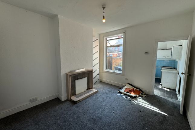 27, Woodland Road, Leicester photo 2