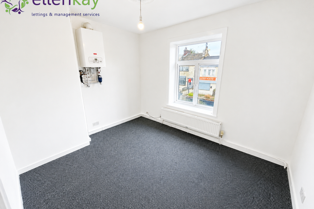 181, Rochdale Road, Milnrow photo 4