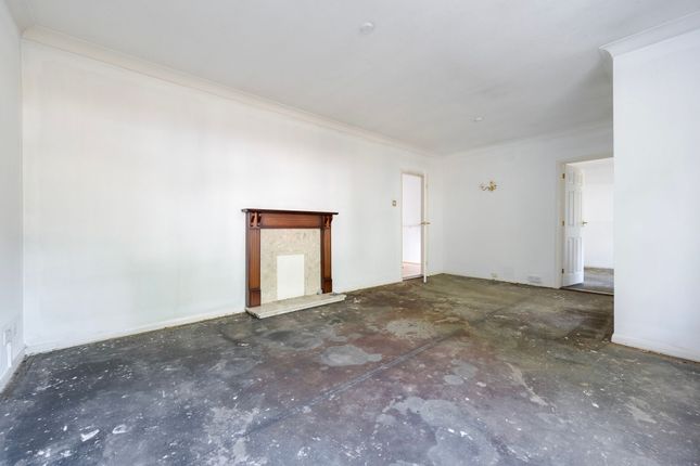 15 Woodland Close, Bury St. Edmunds photo 4