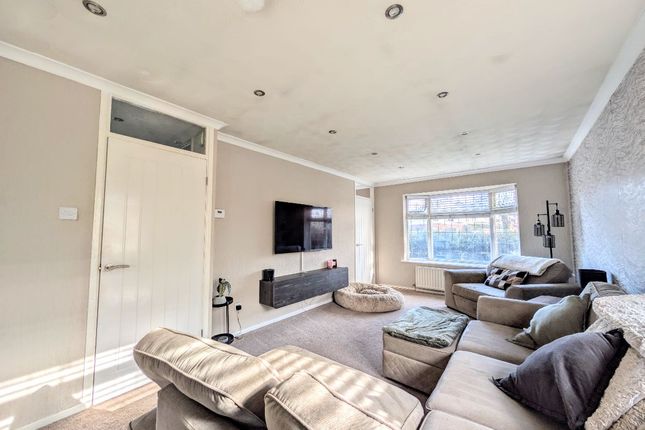 44a Marsh Lane, Bolton photo 3