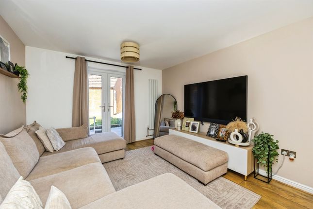 80, Bluebell Road, Ashford photo 2