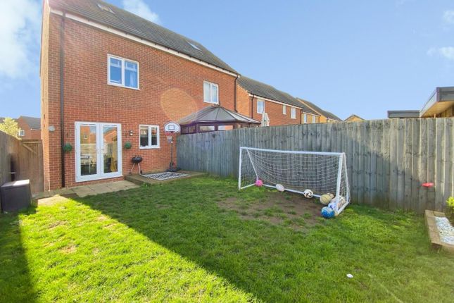 80, Poppy Drive, Thirsk photo 3