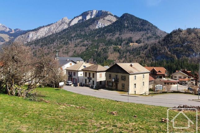 Property for sale in Rhône-Alpes, Haute-Savoie, Bellevaux