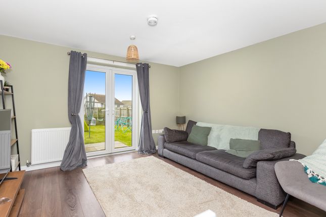 37, Beatlie Road, Winchburgh, Broxburn photo 3