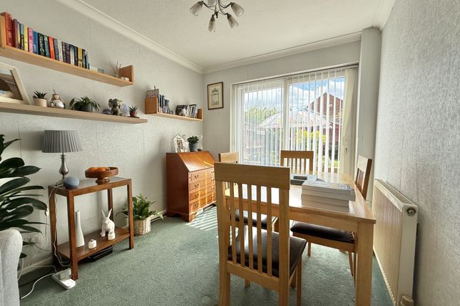 41, Wentworth Gardens, Exeter photo 4