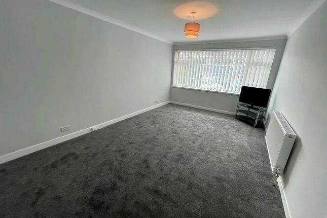 16, Hunstanton Court, Gateshead photo 2