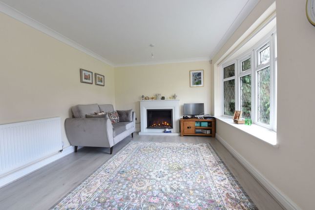 16a, Wolverhampton Road, Kingswinford photo 3