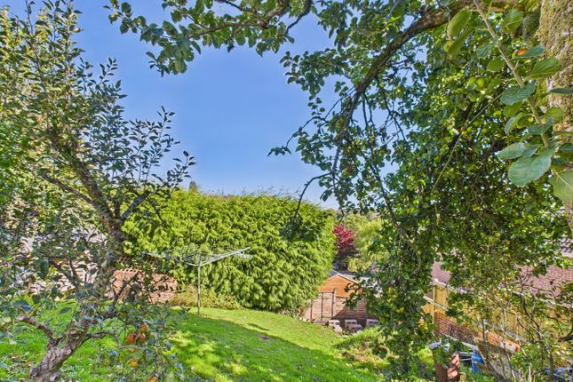 20, Baynham Road, Mitcheldean photo 2