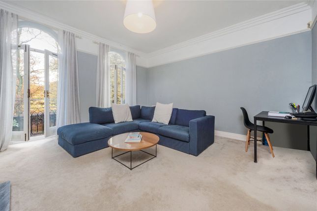 Terraced house to rent in King George Square, Richmond