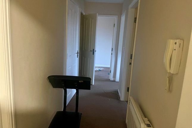 37 Lily Court,, Lily Drive, Staffordshire photo 4