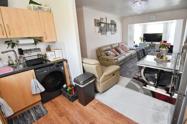 22, Little Dominie Court, Fayrewood Drive, Chelmsford photo 4