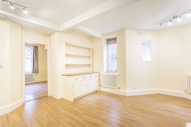 Flat to rent in Montclare Street, Shoreditch, London