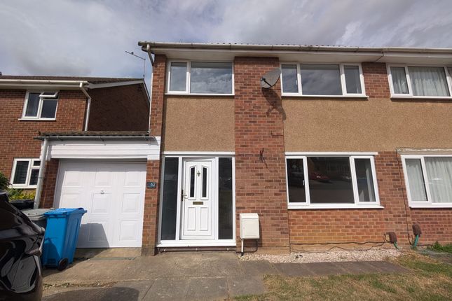 3-bed house on 62, St Anthonys Road, Kettering, £1,195/mo