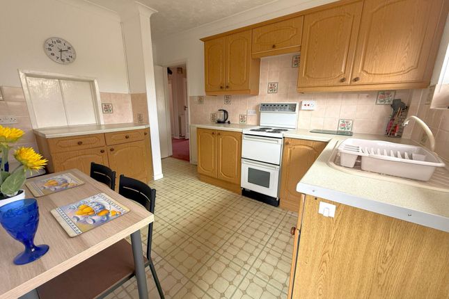12, Crossingfields Drive, Exmouth photo 2