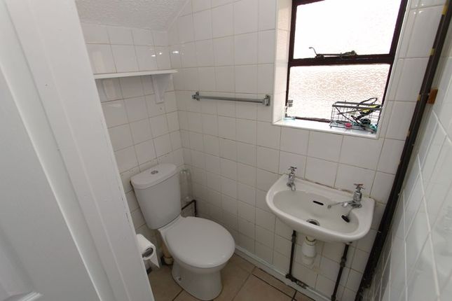 58, Lister Road, Wellingborough photo 5