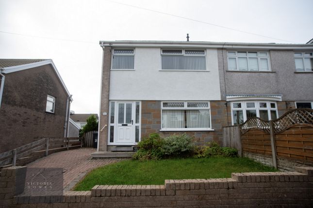 21, Golwyg Y Mynydd, Tredegar photo 2