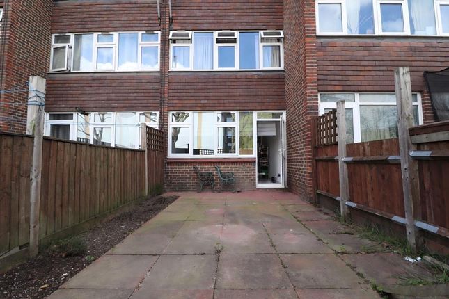 2, Maundeby Walk, Neasden Lane, London photo 5