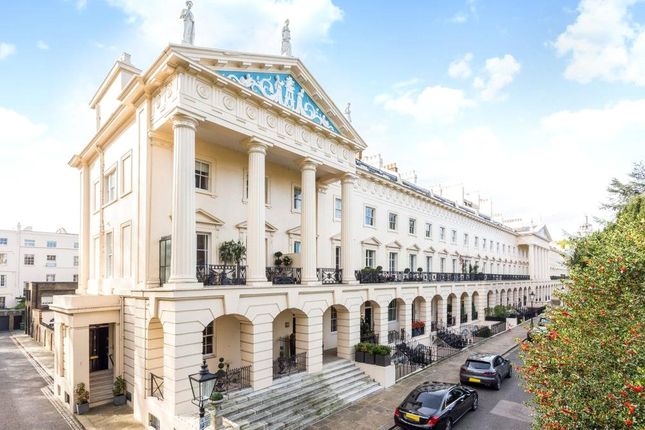 Detached house to rent in Hanover Terrace, Regent's Park, London