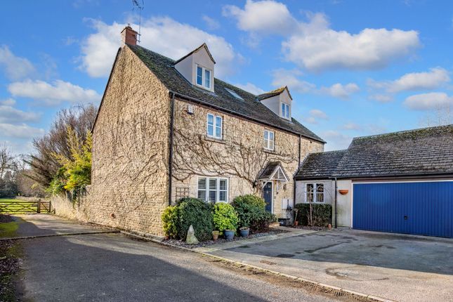 Thumbnail Detached house for sale in Millers Mews, Witney