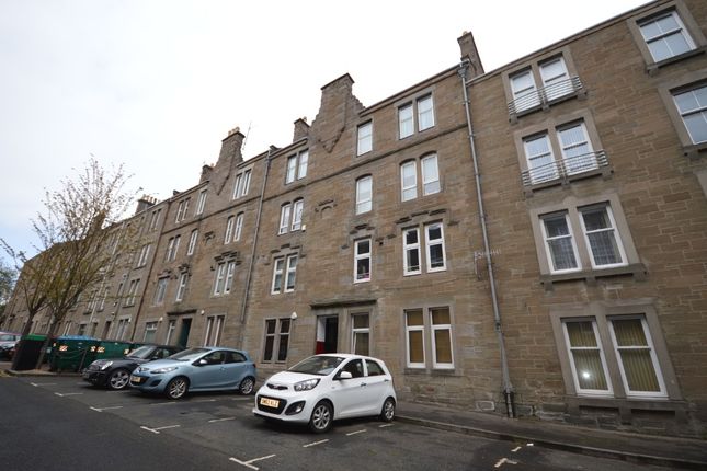 Thumbnail Flat to rent in Baldovan Terrace, Stobswell, Dundee