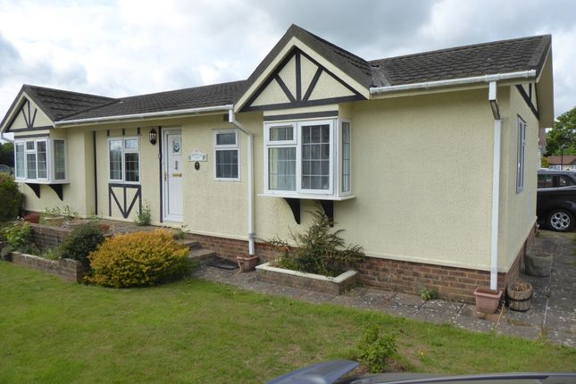 2-bed caravan on 10, Stoneway Park, Stone Street, Petham, Canterbury, £129,950