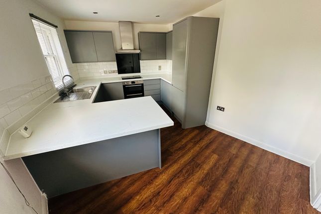3, Glebe Road, CHELMSFORD photo 2